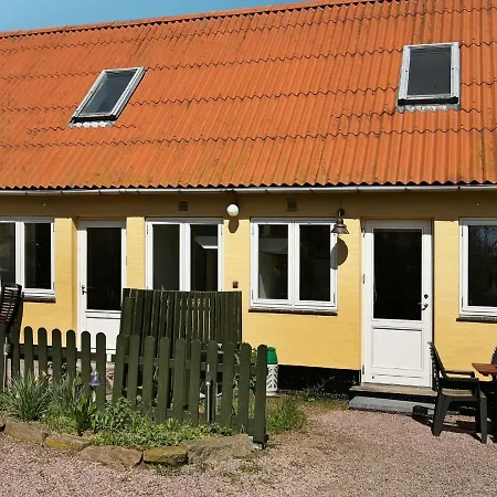 4 Person Holiday In Apartamento