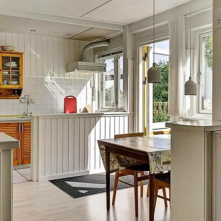 4 Person Holiday In Apartamento *